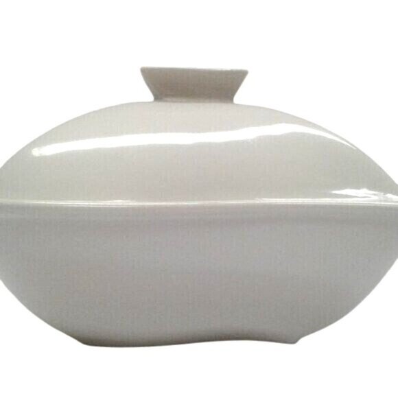 Godinger Siena White Ceramic 1 quart Covered Serving Dish Lid Casserole Chafing - Picture 2 of 6